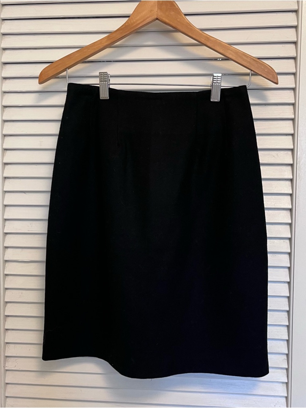 Women's Black Pencil Skirt — Tailored Work & Wear